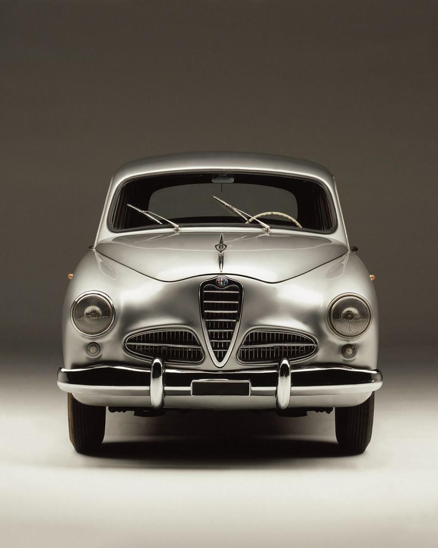  Alfa Romeo 1900 Berlina (1483) 1950 года  (фото 1 из 13)